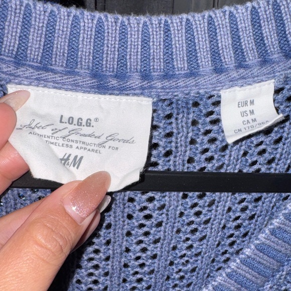 H&M - Women’s Blue Knit Cardigan Button down Sweater size Medium - Picture 4 of 11